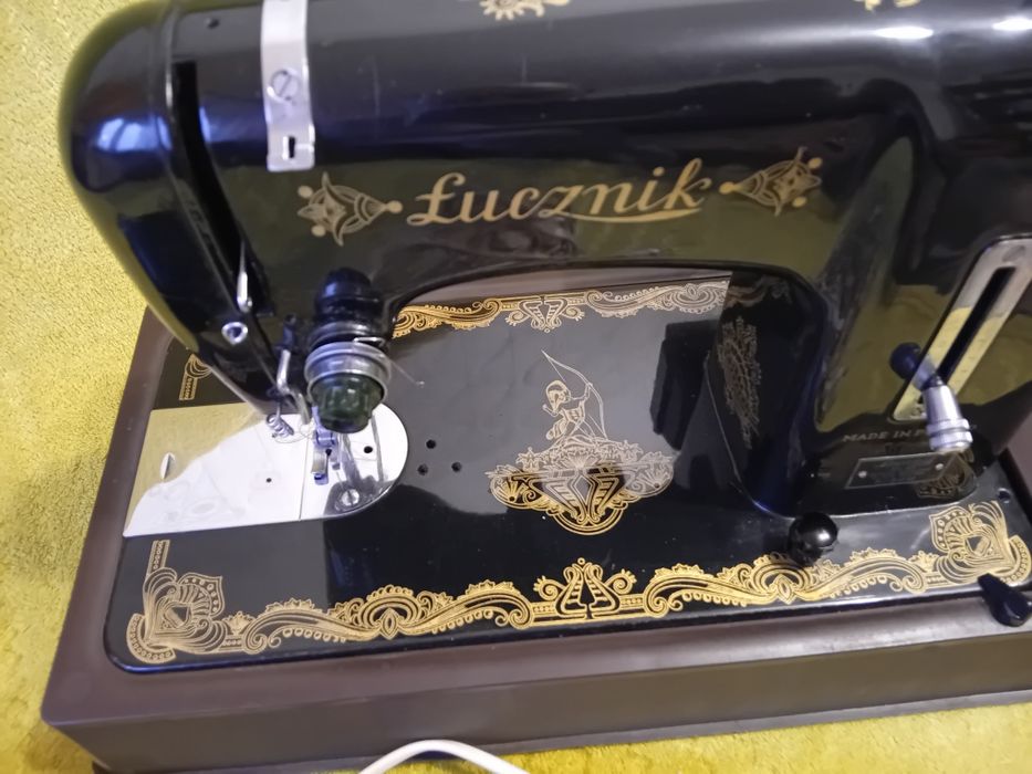 Stara Maszyna do szycia Łucznik KL.90