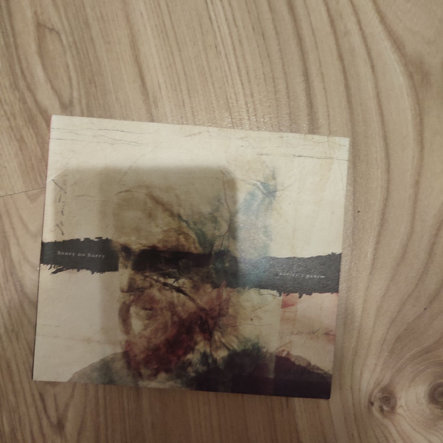 Płyta CD Henry No Hurry – Koniec z Panem

Stan bardzo dobry, bardzo ma