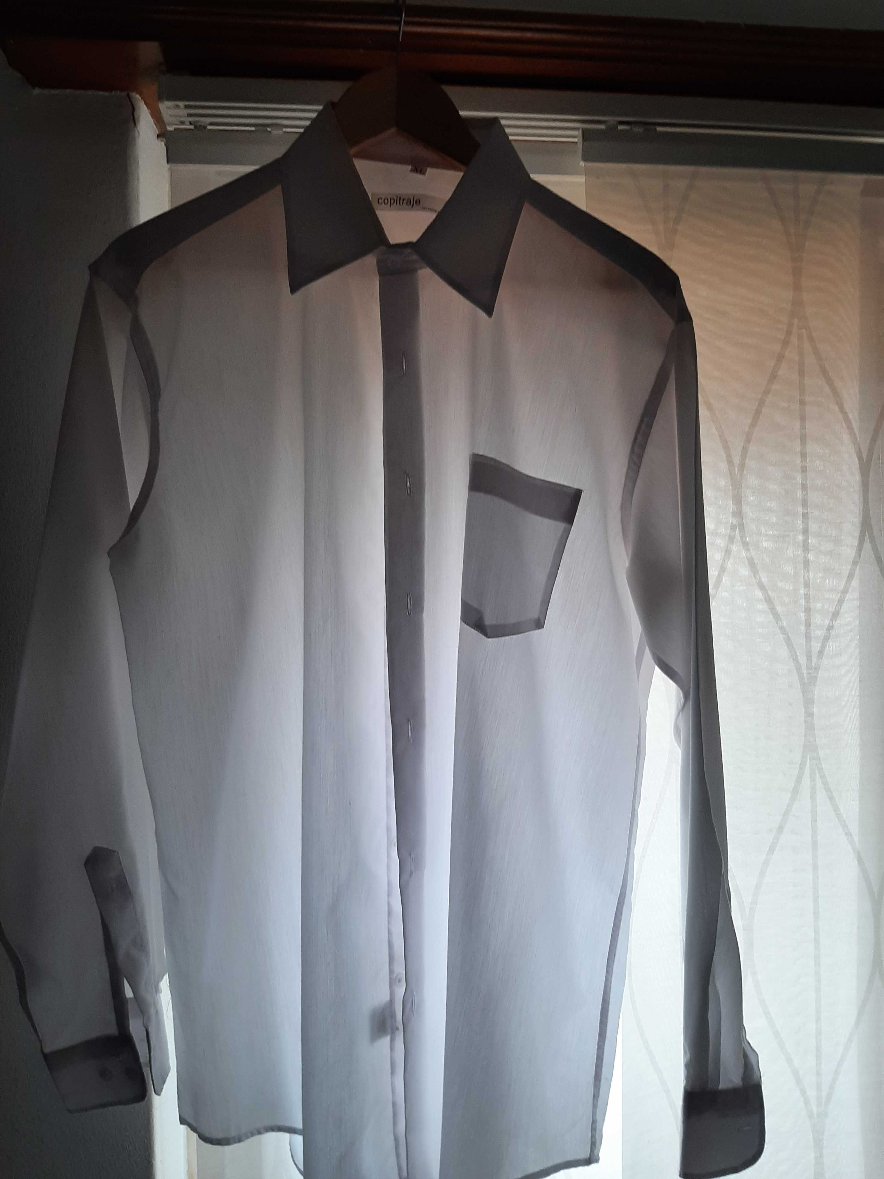 Camisa  de  traje académico