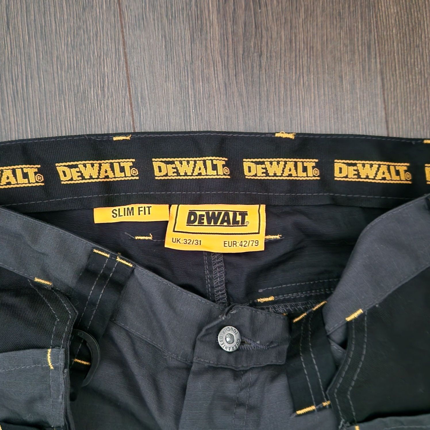 Штани для роботи фірми DeWALT 32/31