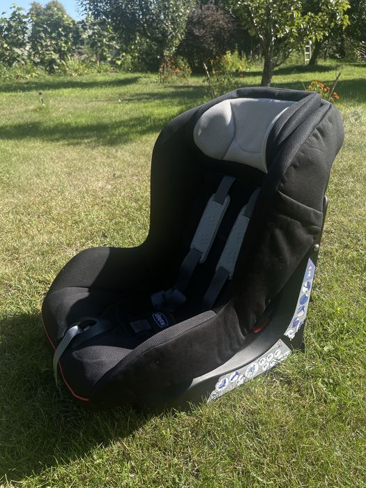 Автокрісло Chicco 8-19 кг (б/в)
