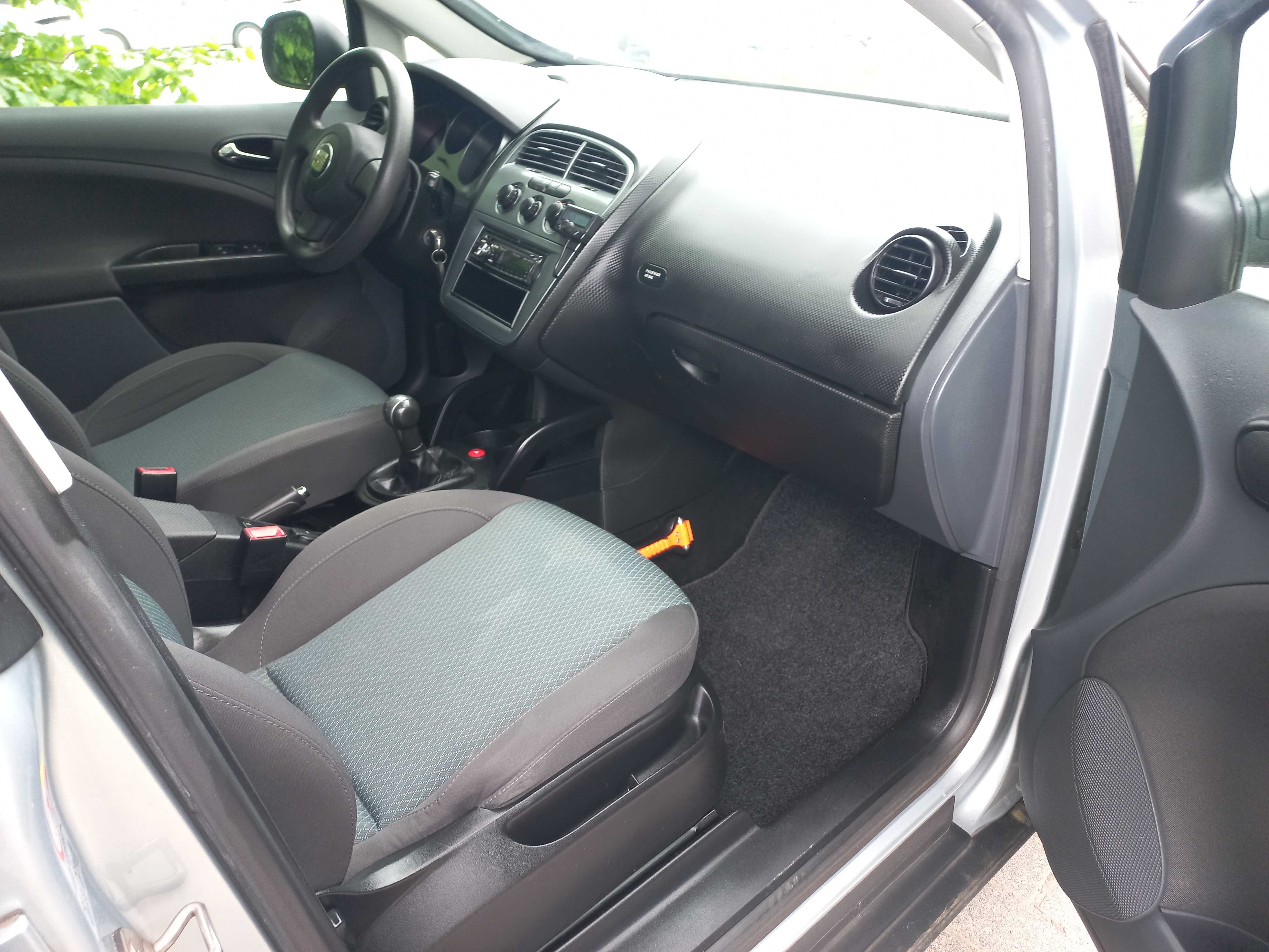 Seat Altea XL 1.6 B. MPi,102 KM