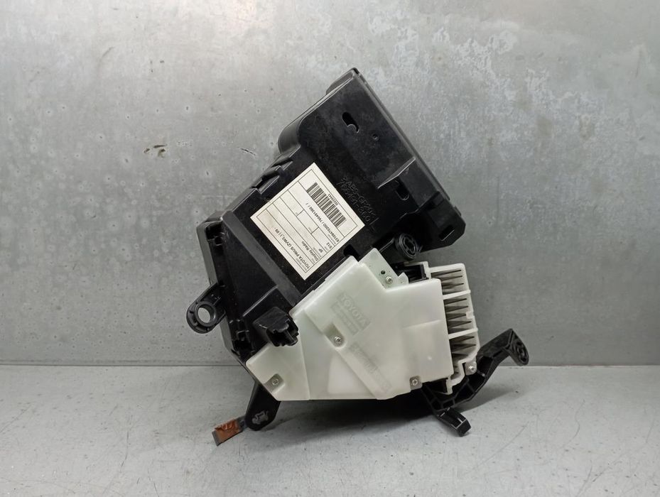 Display / ecrã de informações TOYOTA Prius Hatchback (_W3_)