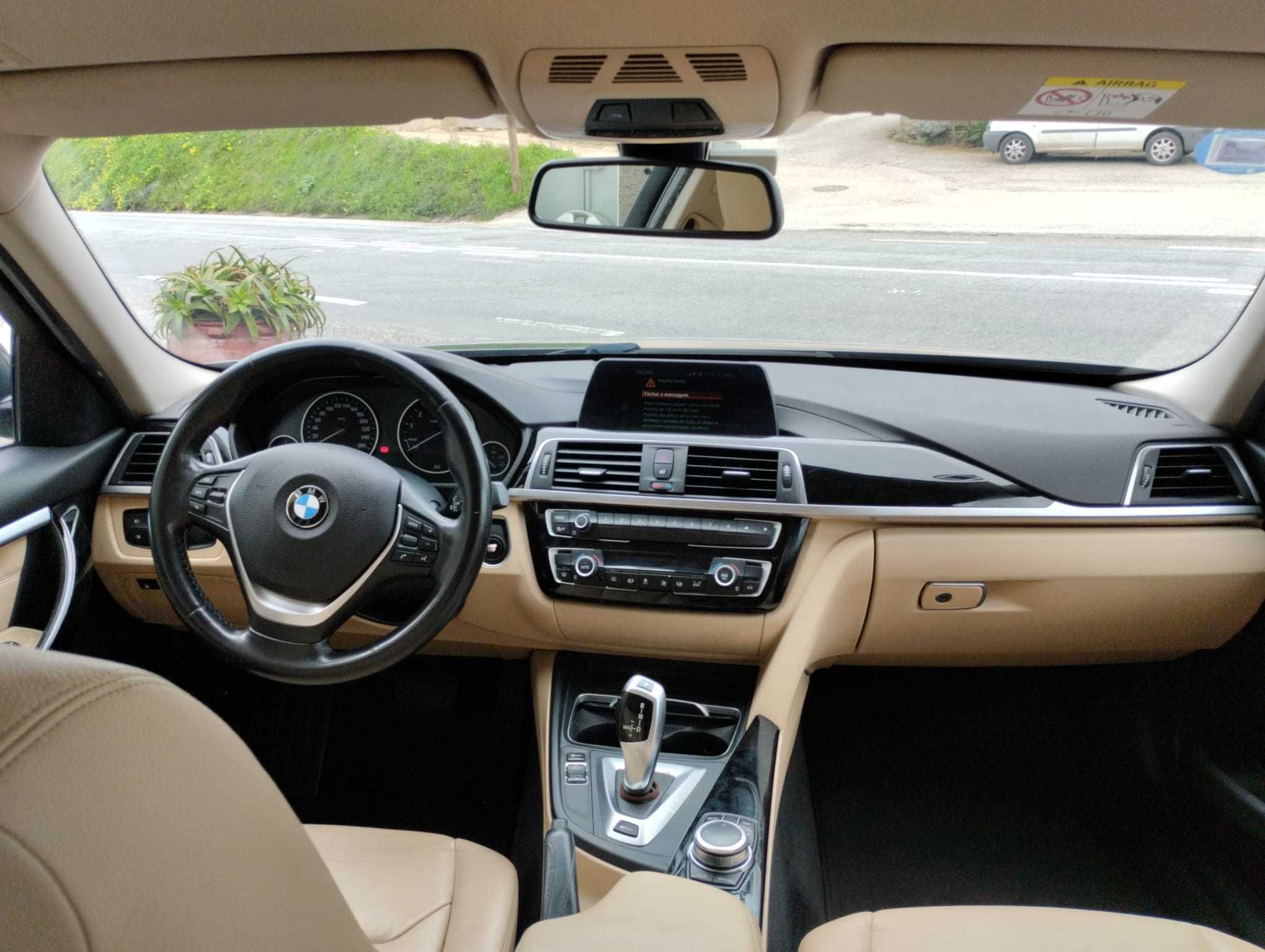 BMW 330e drive 2018