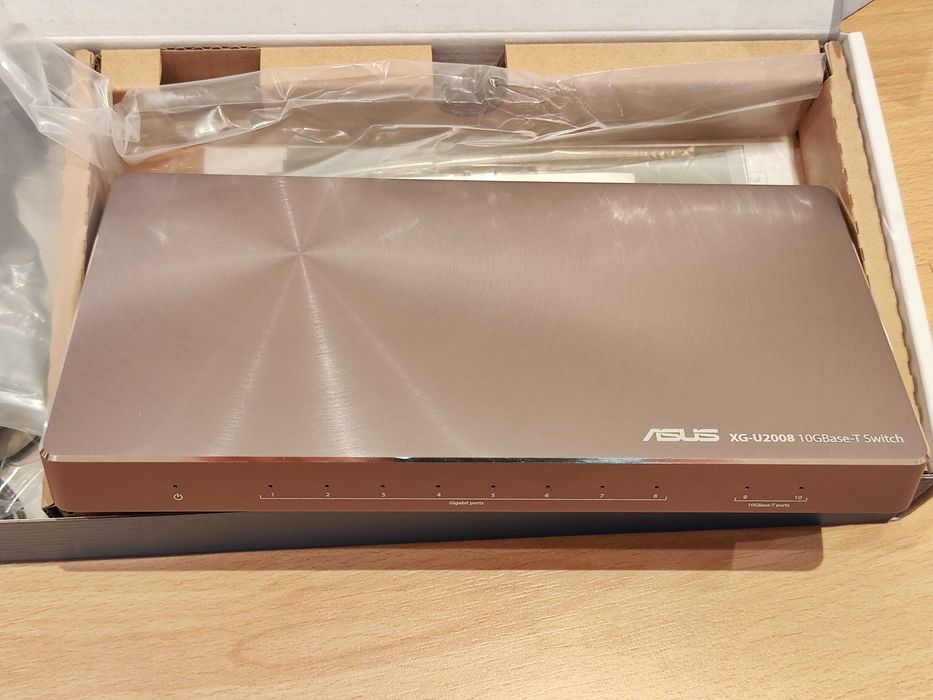 Switch Asus XG-U2008 10 Portas 10 Gigabit