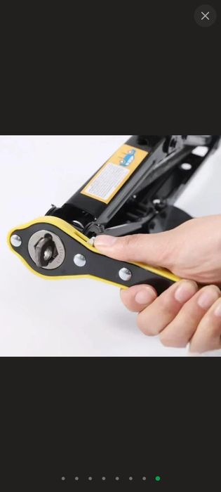 Ручка трещотка для домкрата с переходником