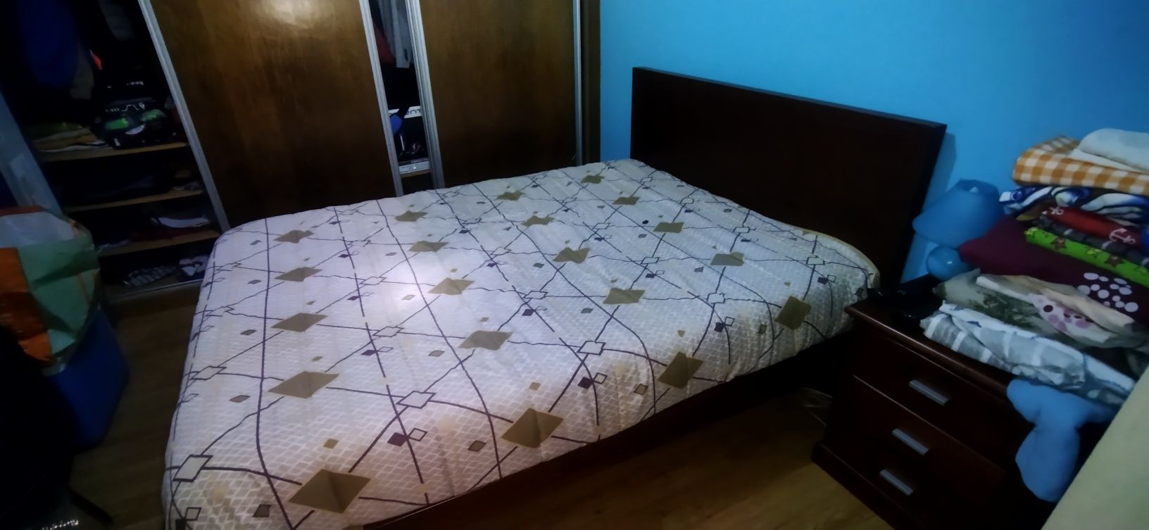 Cama de Casal com colchão