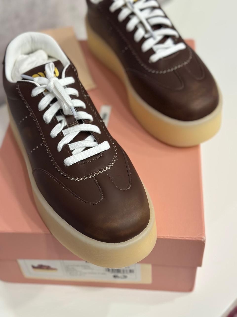 Кросівки шкіряні Miu Miu