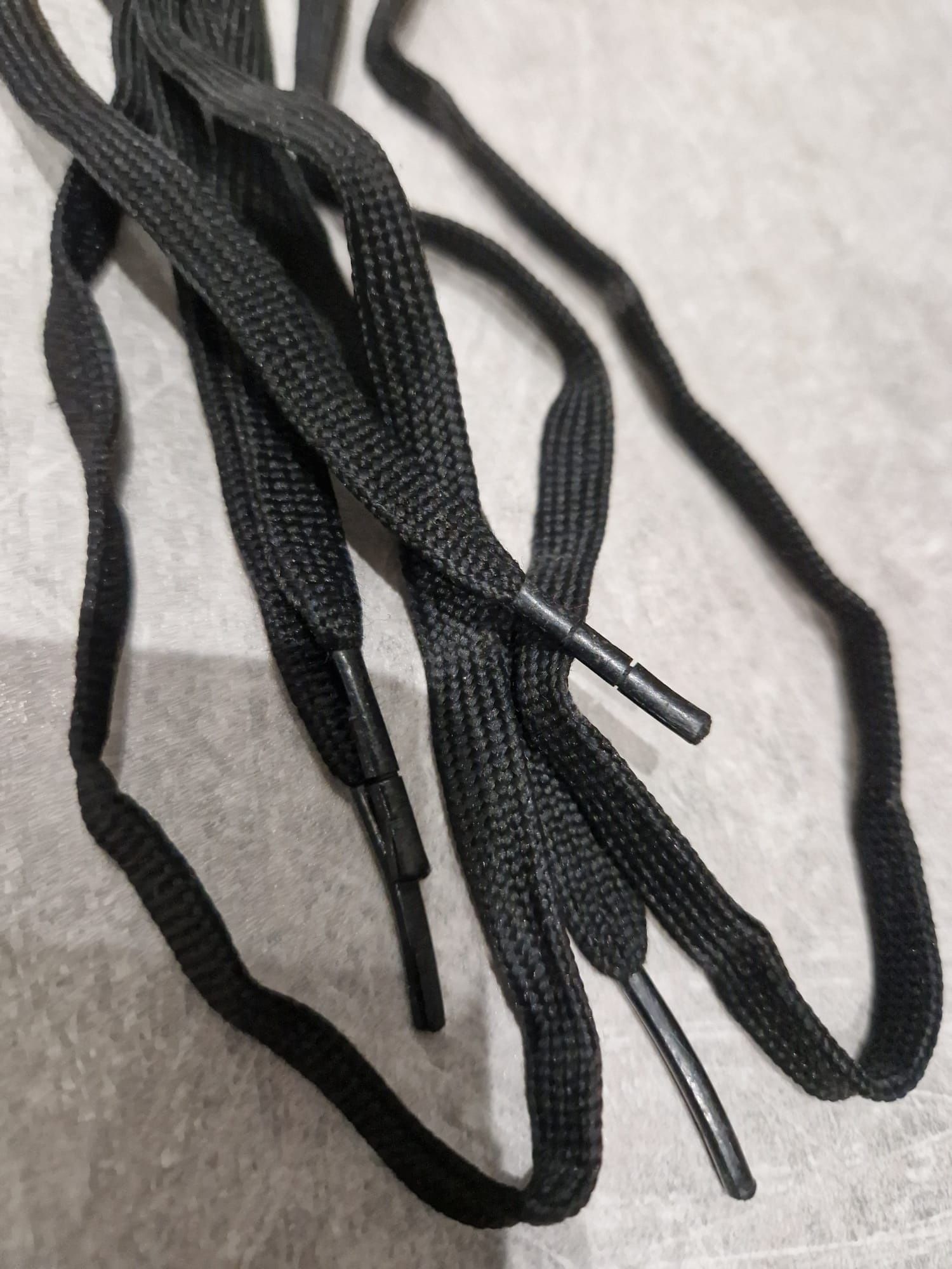Czarne sznurówki męskie płaskie 70 cm, 115 cm, 130 cm