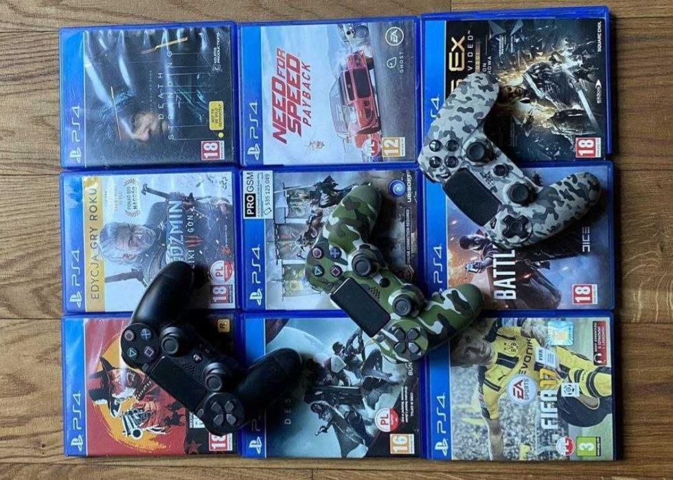 Продам Ps 4 Slim 1tb