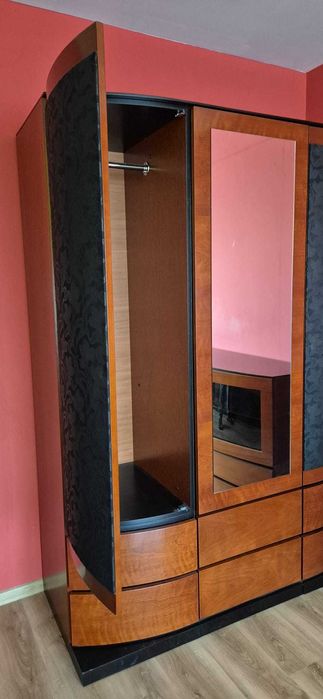 zestaw mebli do sypialni Mebin Art Modulo toaletka, szafa, komoda