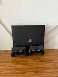 [PS4] Konsola SONY PlayStation 4 Pro 1TB + 2 Pady