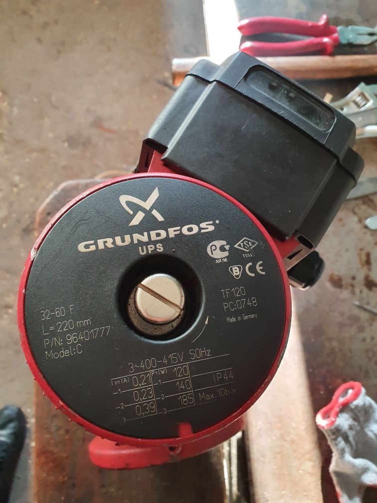 Pompa Grundfos UPS 32-60 F