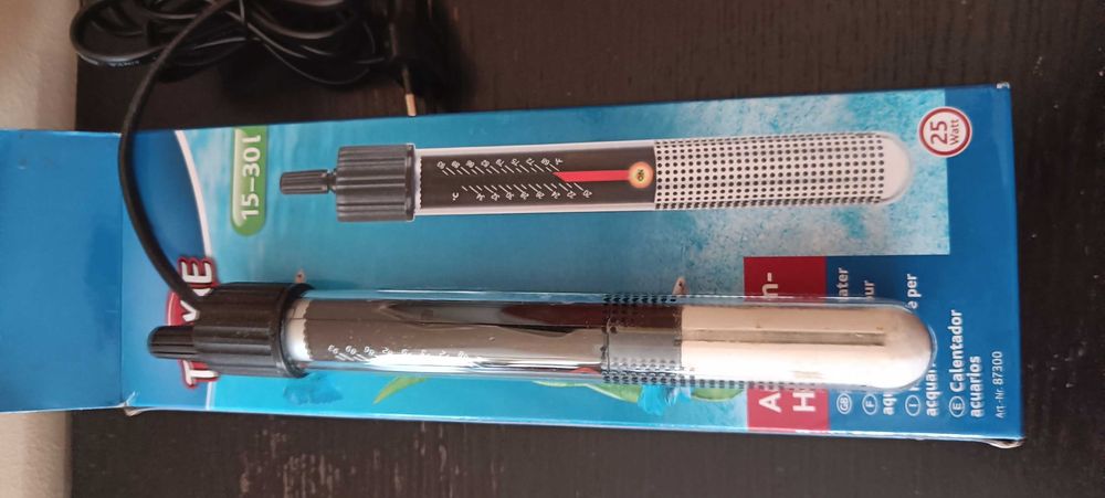 Aquário com acessórios