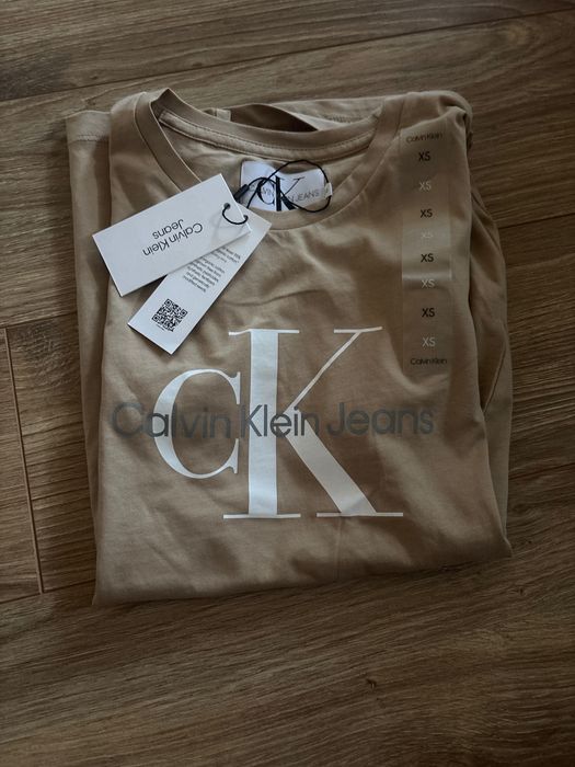 Koszulka calvin klein Xs oryginalna  uniseks