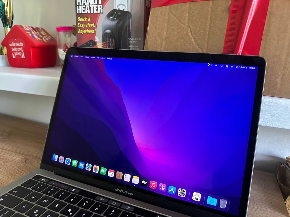 Apple MacBook Pro 13 512GB SSD i5 TouchBar 4x Thunderbolt