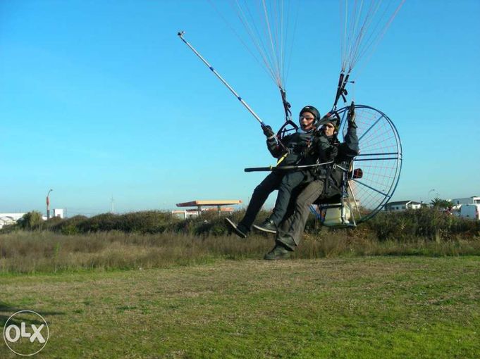 Publicidade aérea em paramotor, voos de baptismo paramotor.