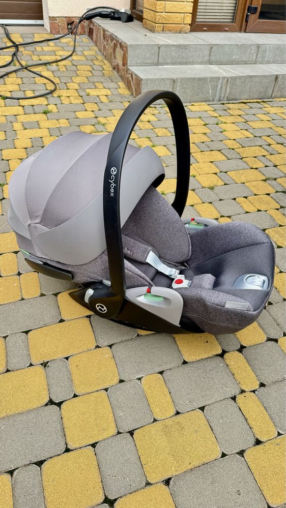 Cybex Cloud T i-size mirage grey автокрісло+адаптери