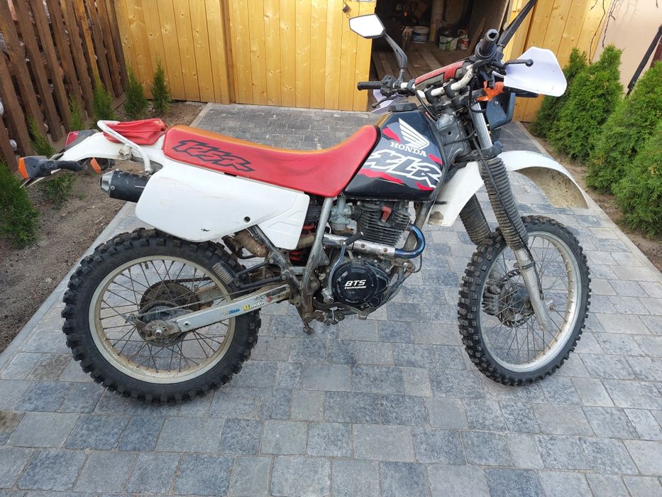 Motocykl Honda XLR