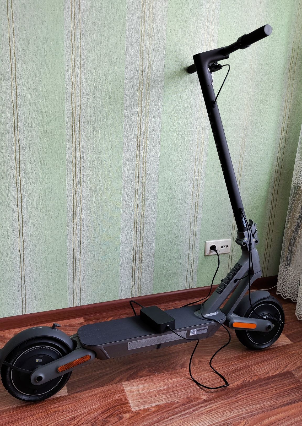 Електросамокат Xiaomi Scooter 4 Ultra (Ninebot,Kugoo,Segway,LikeBike)