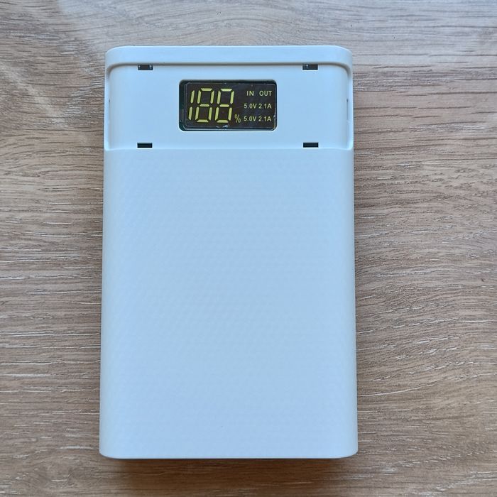 Повербанк, розбірний корпус для збірки 4х18650