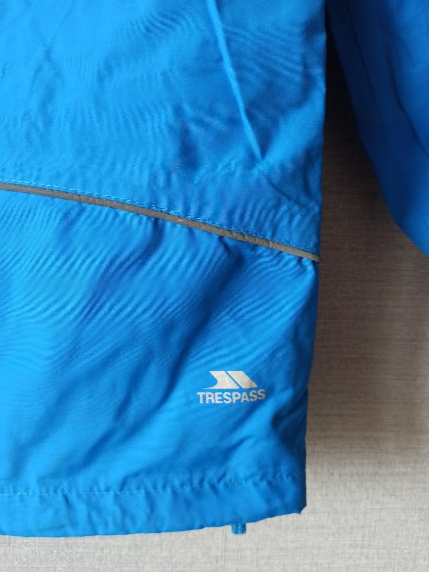 Niebieska kurtka Trespass rozmiar 146/152
