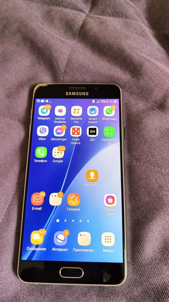 Samsung Galaxy A7 модель SM-A710F
