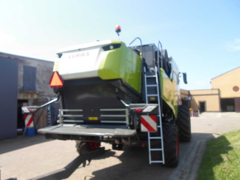 Kombajn zbożowy CLAAS TRION 640