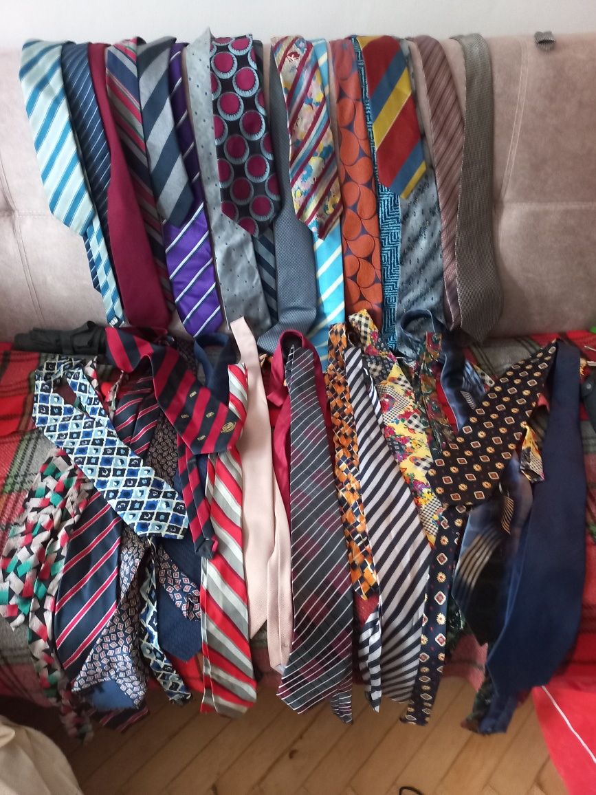 Продам оптом галстуки
