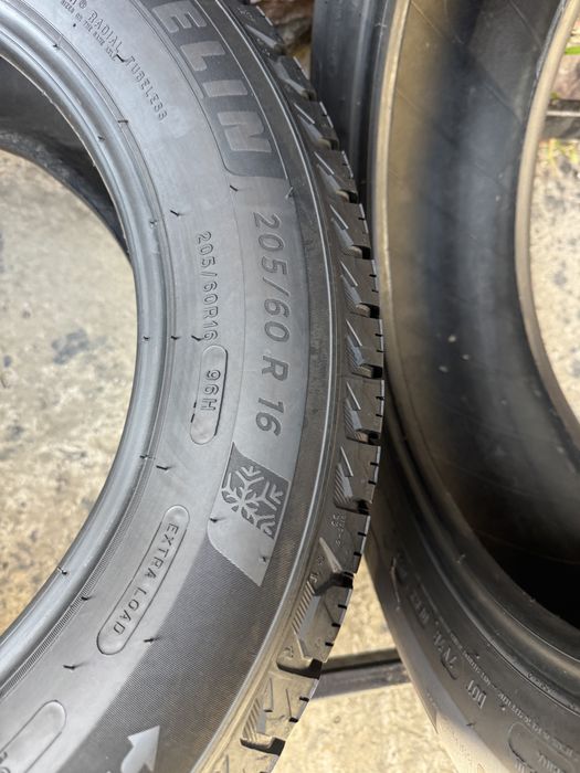 205/60R16 michelin X-Ice Snow 2шт 2020рік
