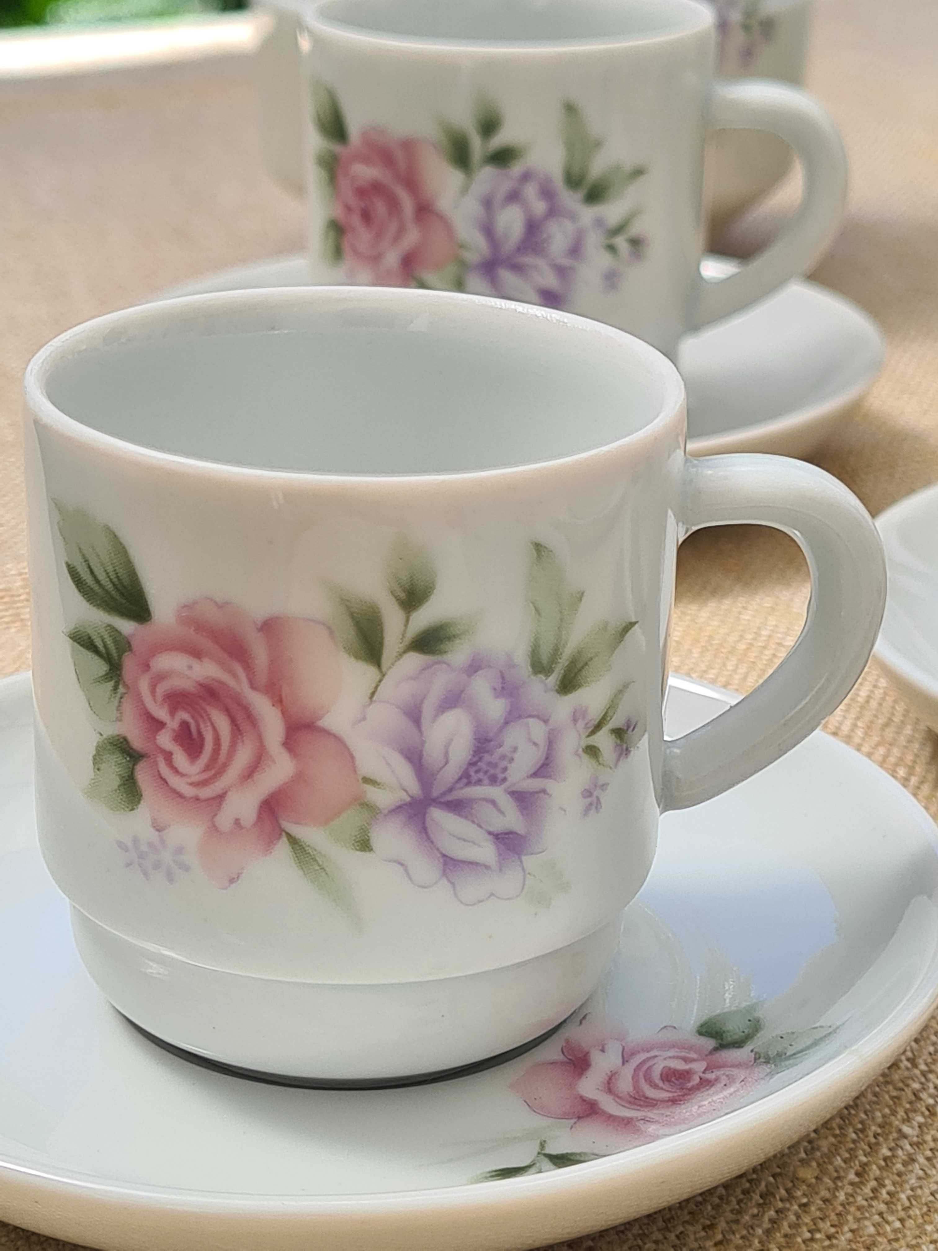 Serviço de café com 15 peças em porcelana - Pozzani Brasil