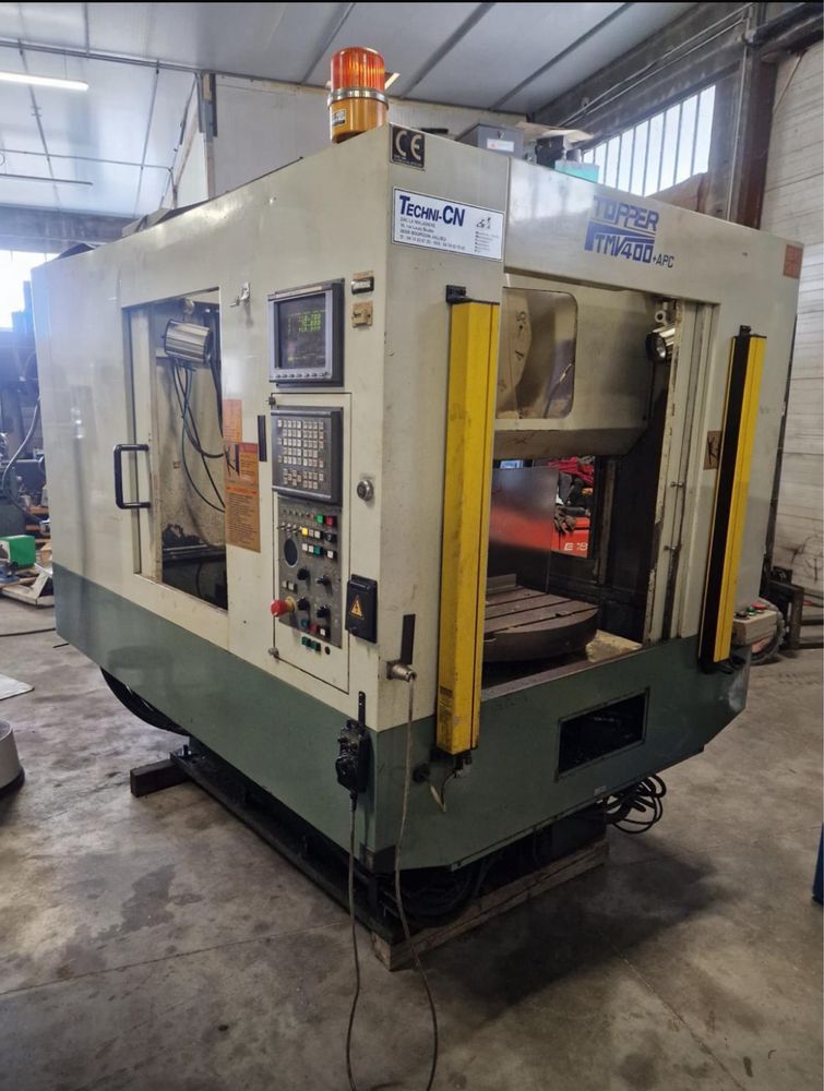 Male Centrum cnc Topper TMV400
