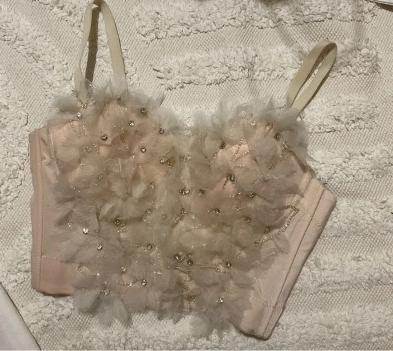 gorset piórka poszukiwany