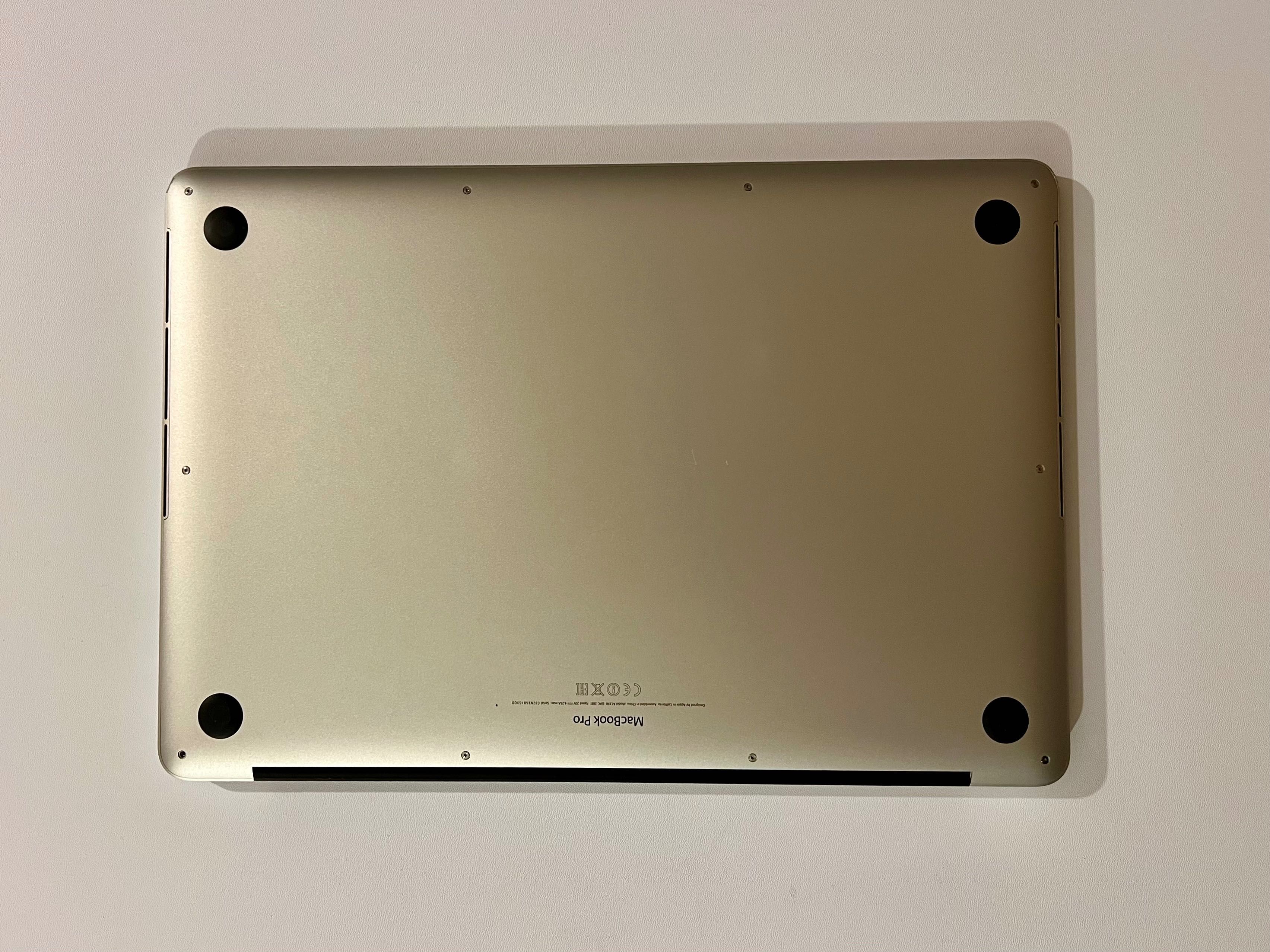 Apple MacBook Pro 15 Retina
