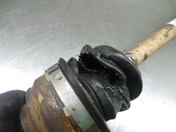 Transmissão frente esquerda DACIA Sandero II (5S_)