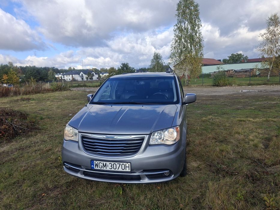 Chrysler Town & Country Chrysler Town Country super cenie Black Week