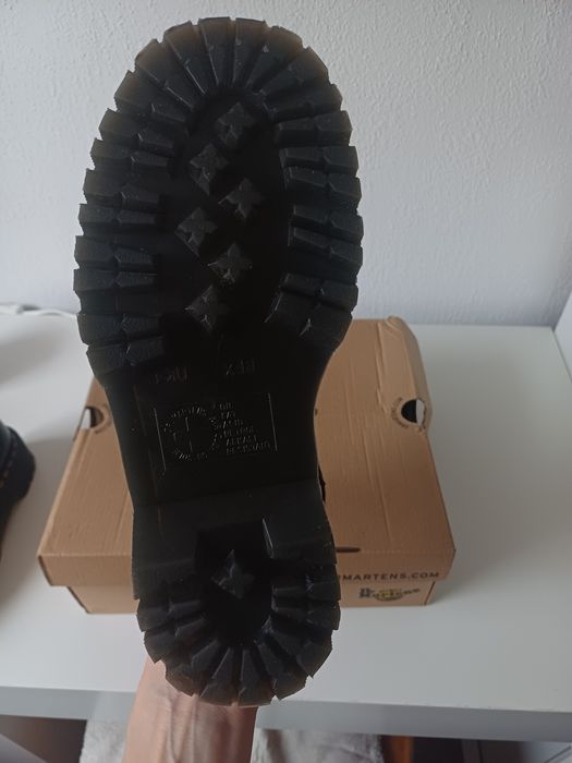 Dr Martens Jadon glany na platformie