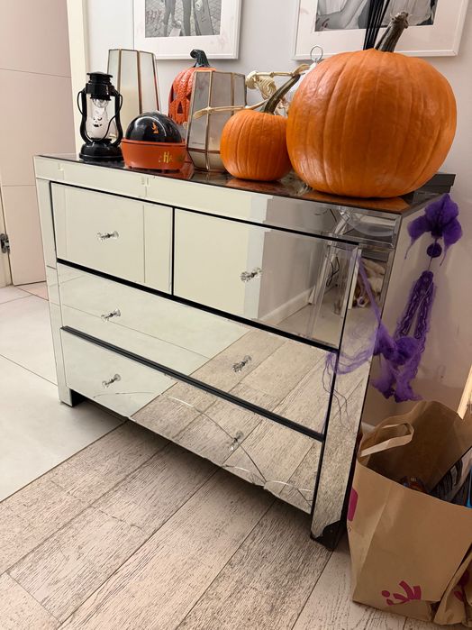 Regał komoda lustrzana