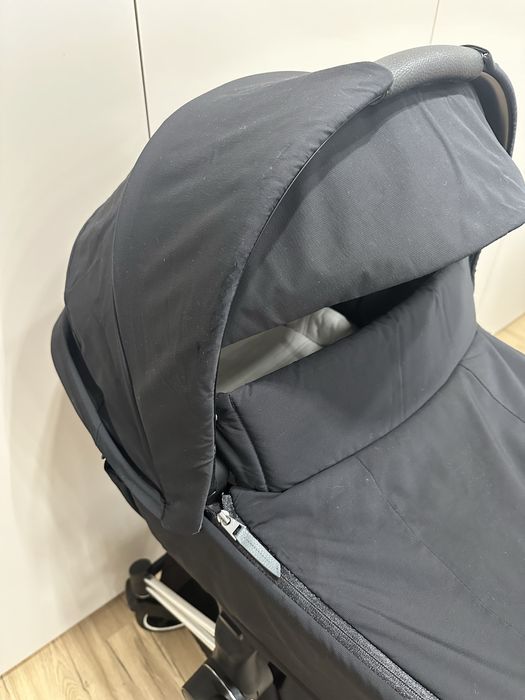 Продам коляску Cybex Priam 4.0  Chrome Black