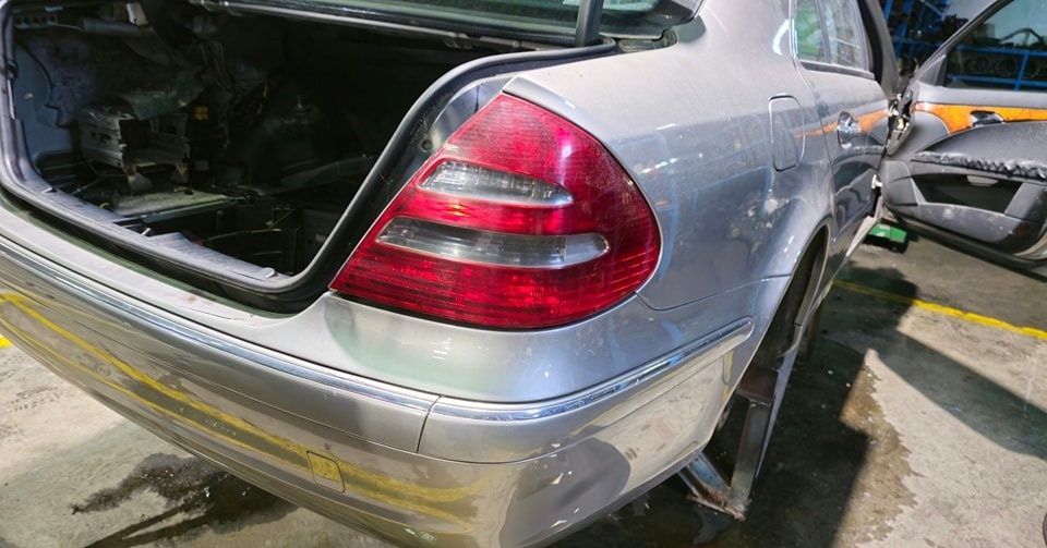 Mercedes E220 E270 E320 CDI W211 para venda as peças
