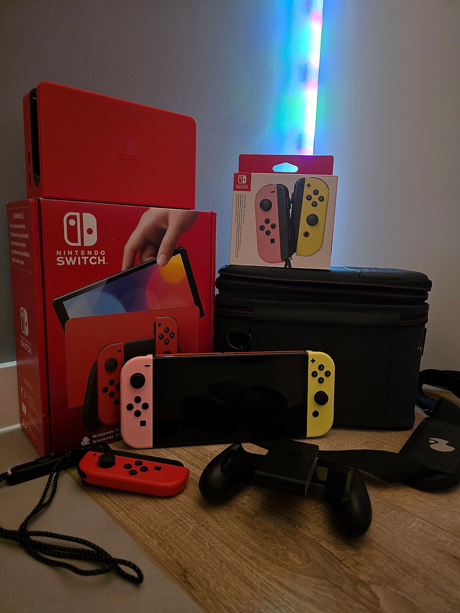 Konsola przenośna NINTENDO Switch OLED