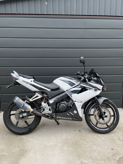 Honda cbr 125r rok 2007