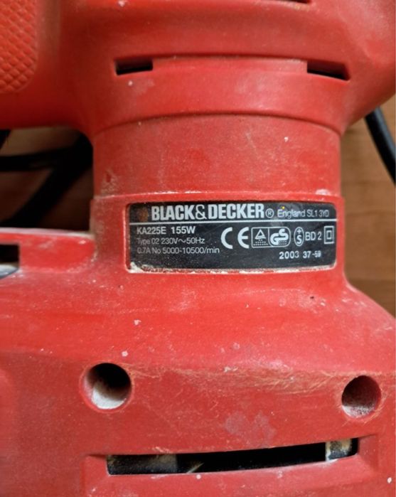 Lixadeira Orbital Black & Decker KA225E 155W - Usada