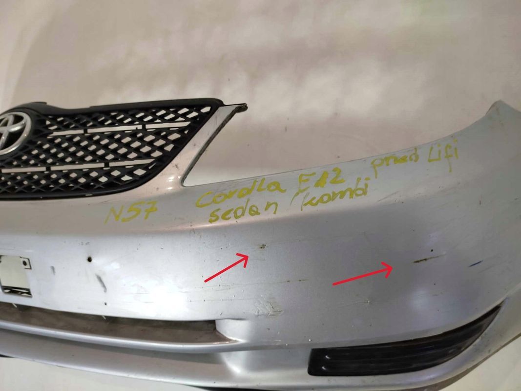 Zderzak Przedni Przód Grill Toyota Corolla E12/01-04 Sedan Kombi