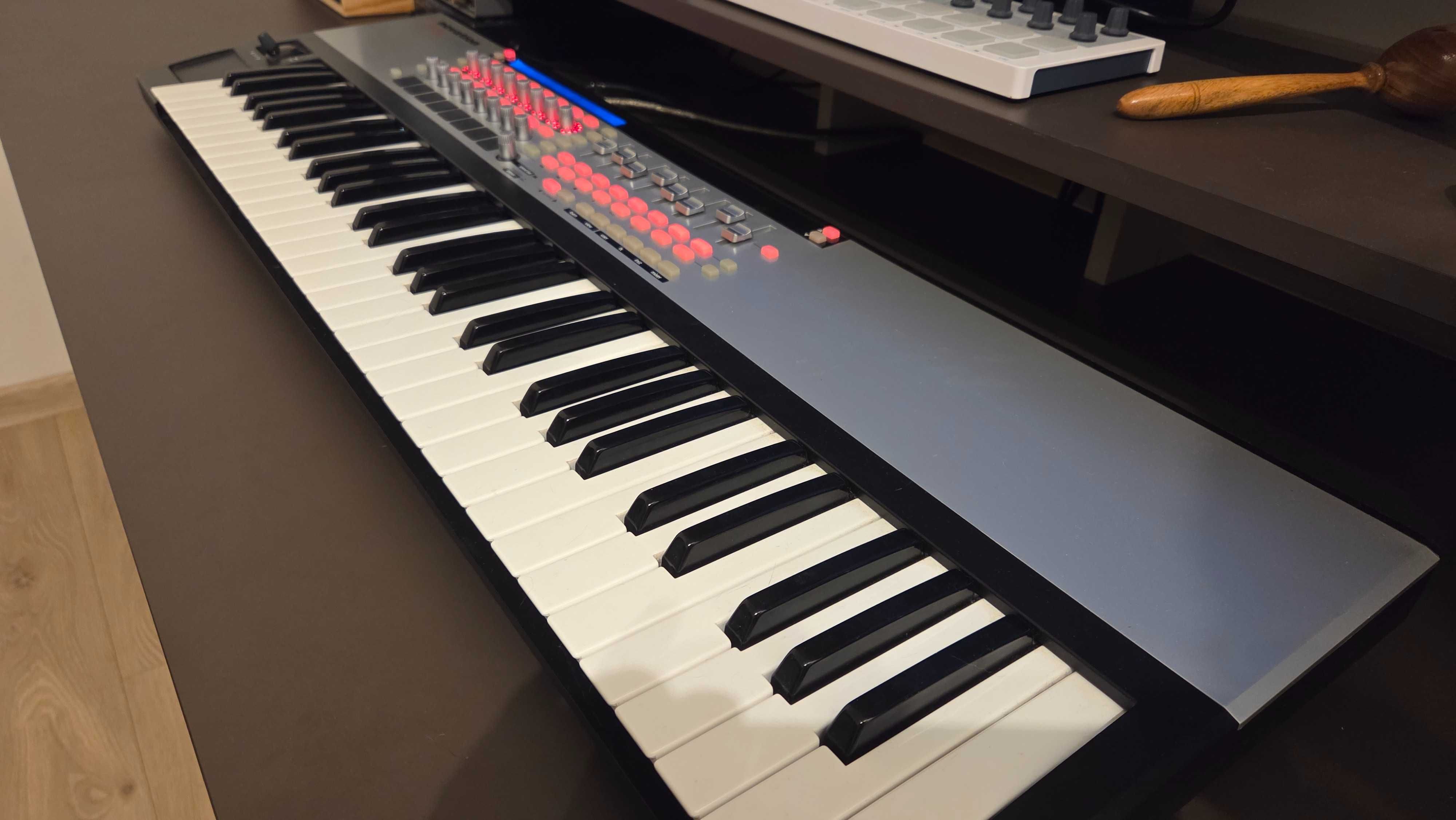 Novation SL61 MK2 - profesjonalna klawiatura midi.