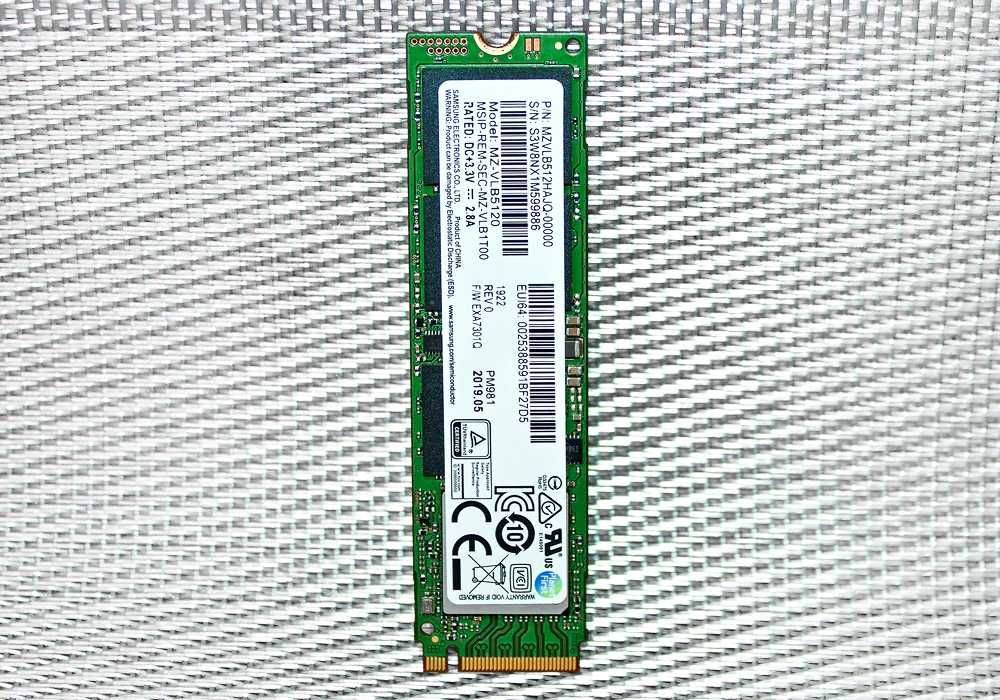 SSD накопитель Samsung 512Gb PCIe 3.0 NVMe M.2 PM981 MZ-VLB5120 НОВЫЙ!