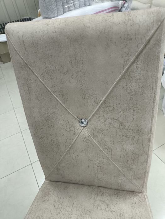 Стул деревянный новый