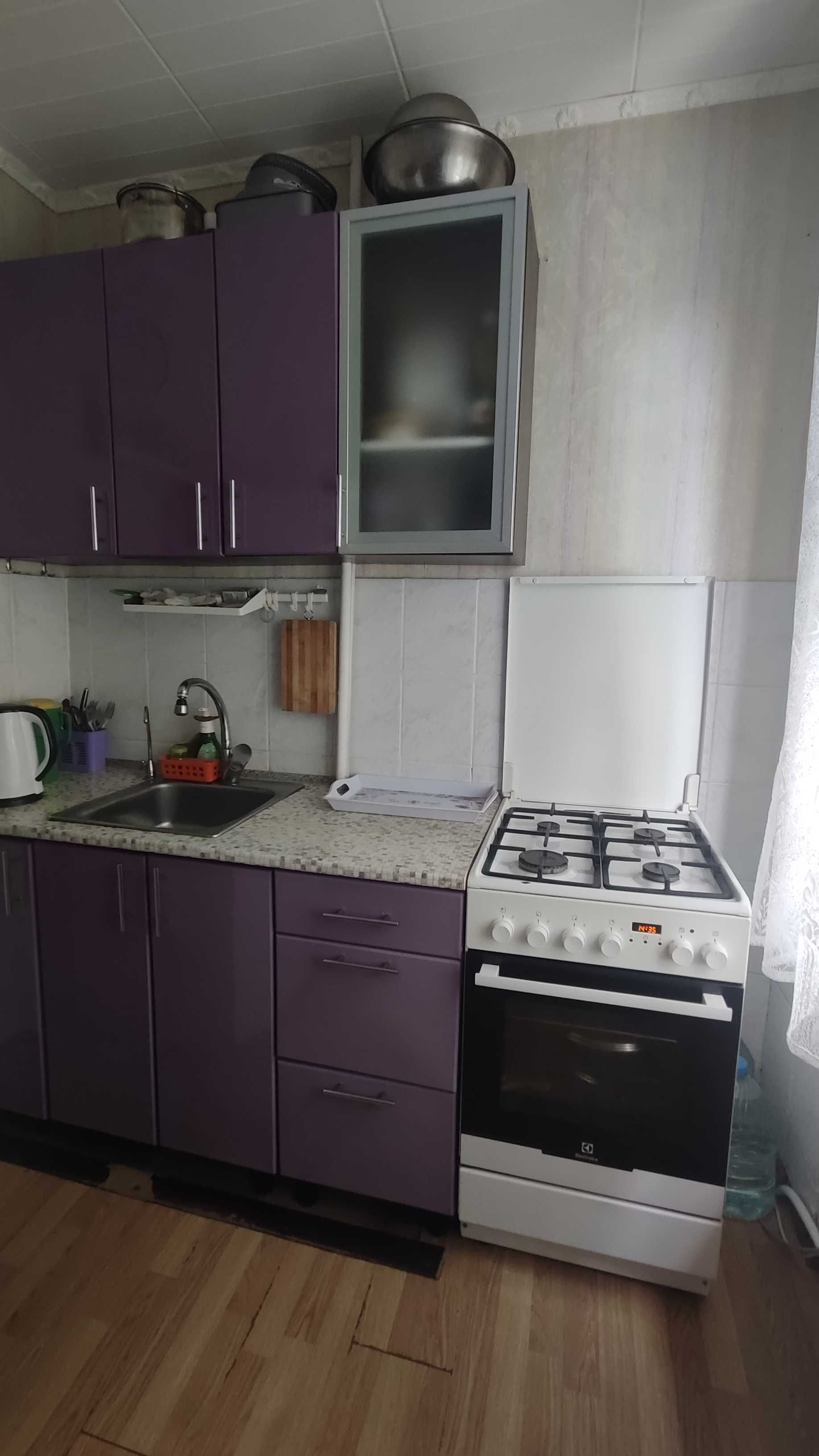 Продам 2х комнатную квартиру. 12 квартал, Гладкова, Казакевича