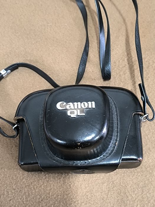 Câmara fotográfica Canonet QL25