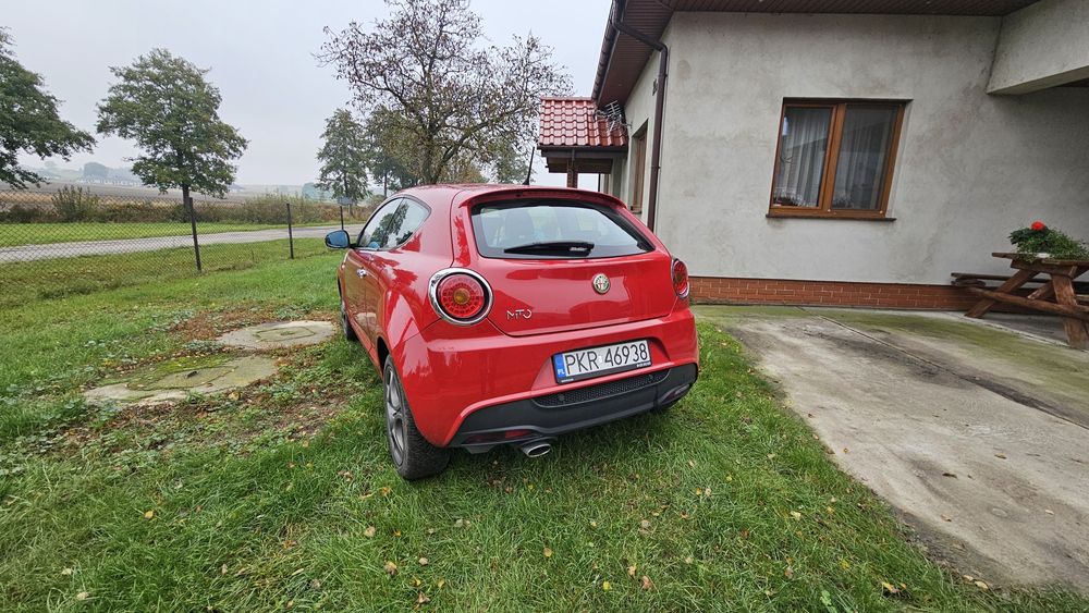 Alfa Romeo- Mito